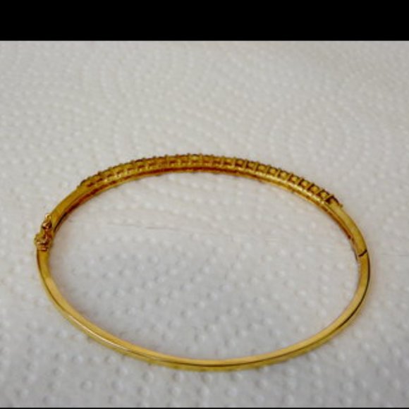 Technibond Genuine Red Garnet Gemstone Hinged Bangle Bracelet Size 7-1/2" - Picture 5 of 10